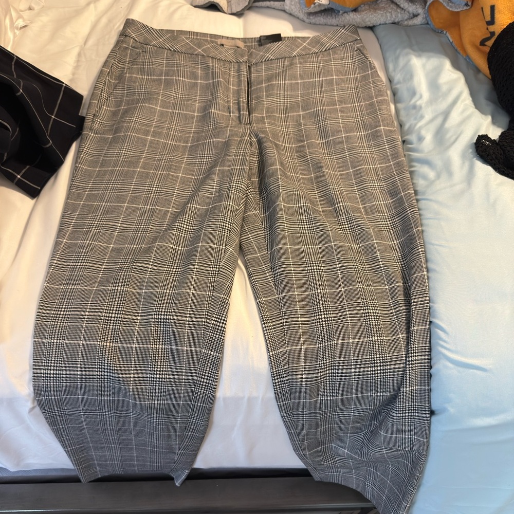 H&M Women's Classic Gray Checkered Trousers